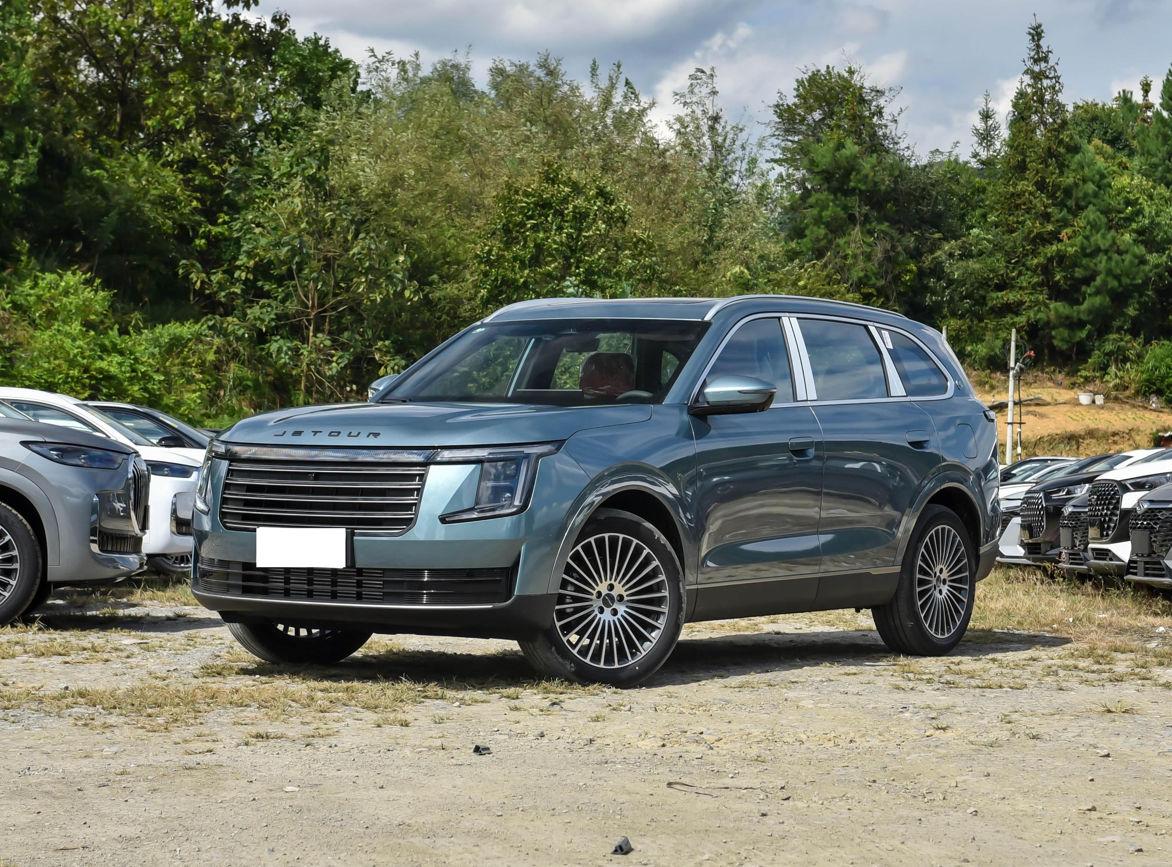 Jetour X70L 7-Seater