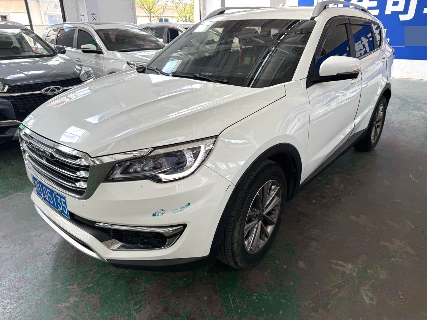 Jetour 2018 X701.5T 5-seat manual version Block